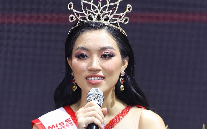 Thực hư chuyện Hoa hậu Đoàn Thu Thủy hút bóng cười 7 hoa-hau-doan-thu-thuy