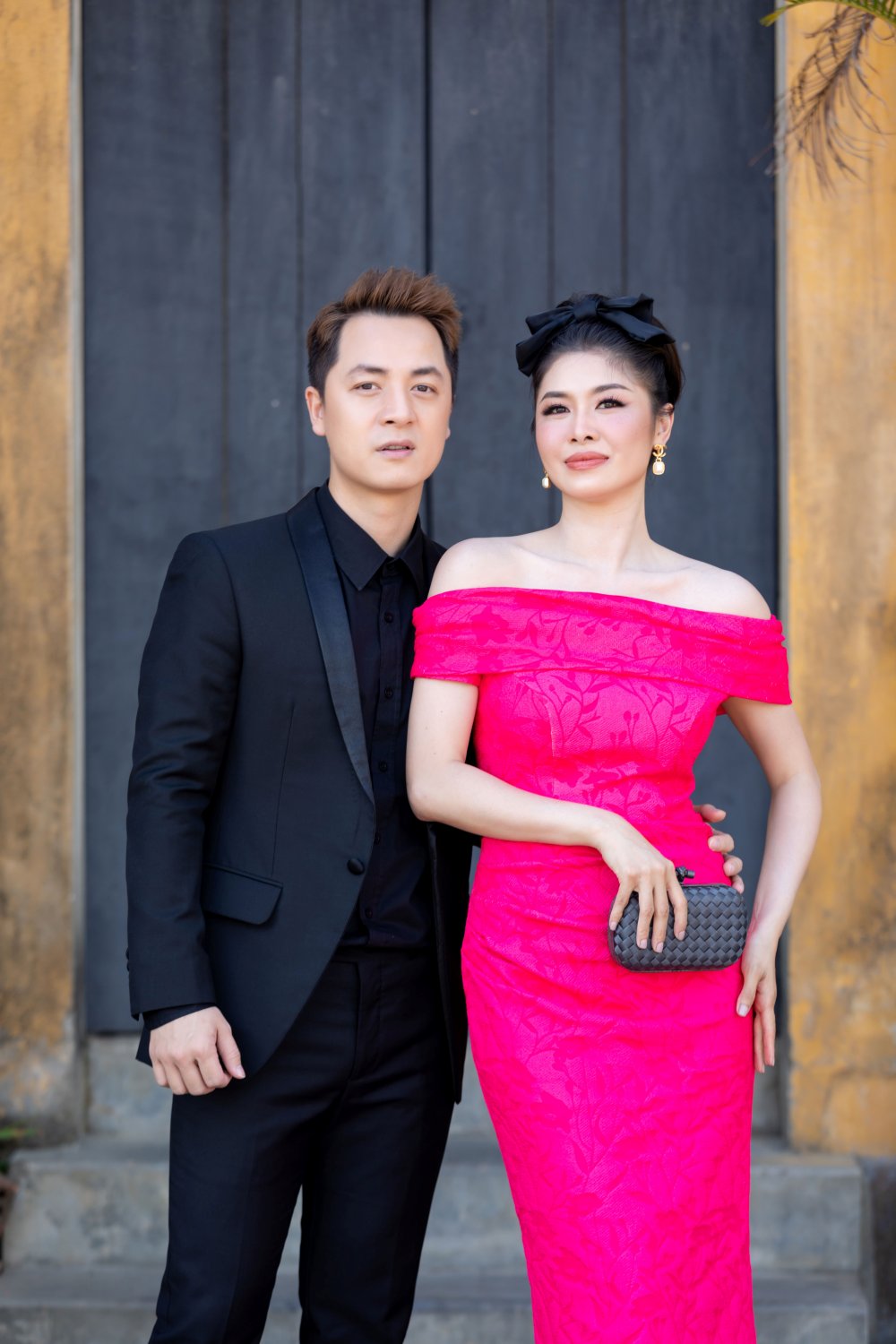Vợ chồng Đăng Khôi và Thuỷ Anh lên đồ sang chảnh dự show thời trang - 4