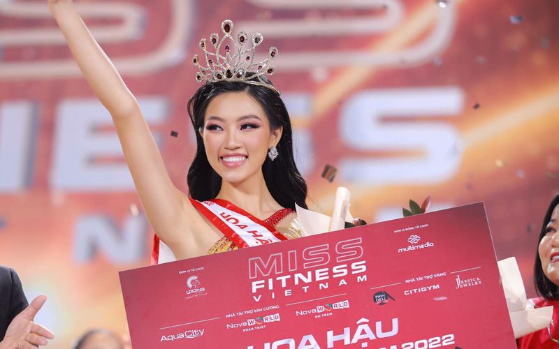 Thực hư chuyện Hoa hậu Đoàn Thu Thủy hút bóng cười 9 hoa-hau-dung-mot-khoan-vao-du-an-suc-khoe-hoc-duong