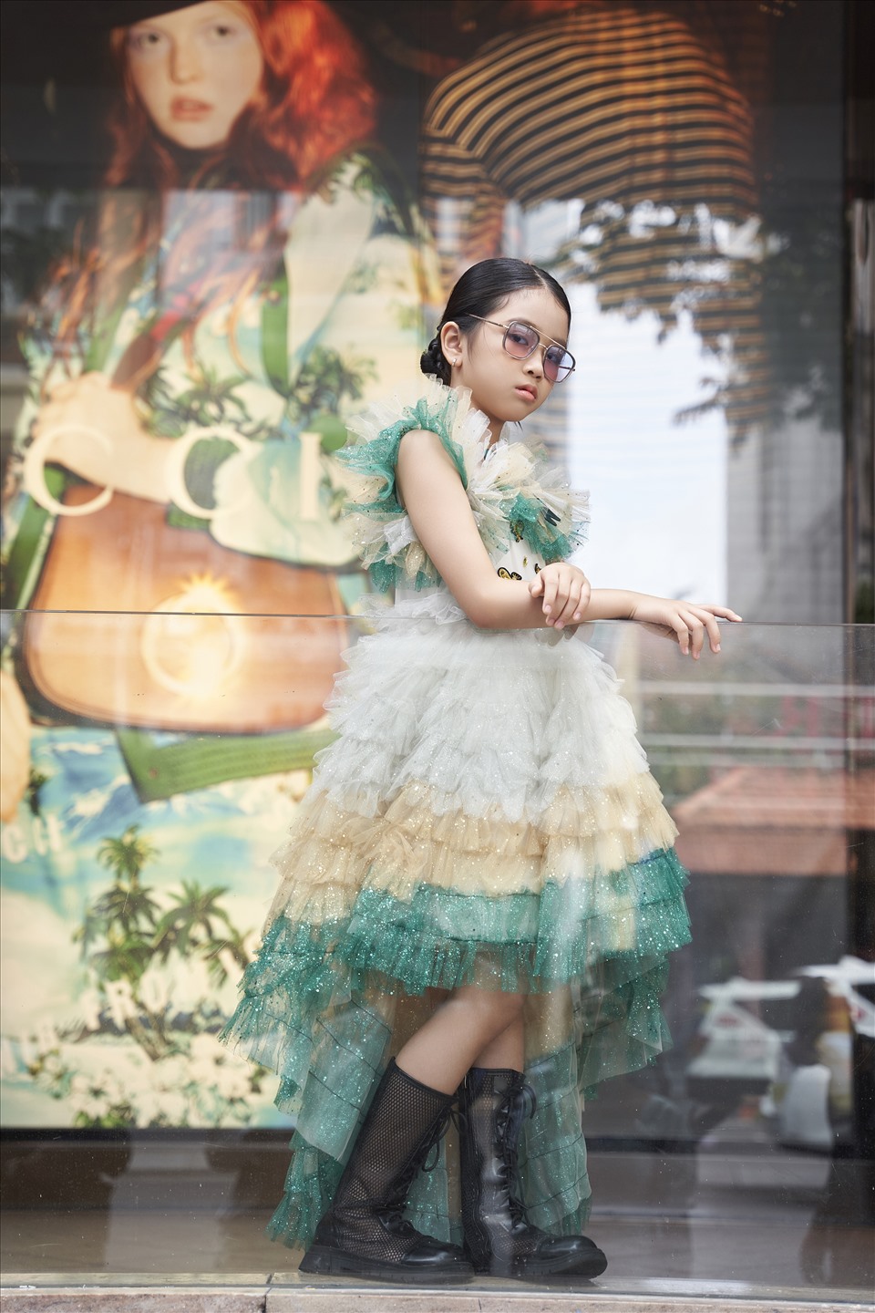 Mẫu nhí khoe streetstyle cá tính - 3
