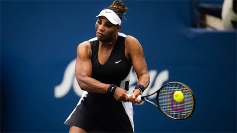 Serena Williams thắng trận đầu tiên sau 14 tháng