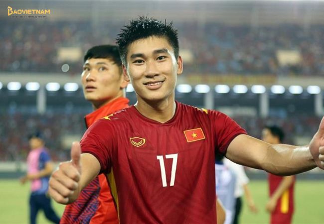 Sau V-League nhiều cầu thủ có cơ hội gia nhập đội tuyển Việt Nam 9 nhâm mạnh dũng