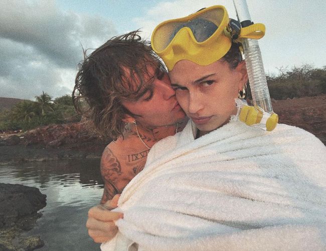 Nghiện vợ như Justin Bieber: thường xuyên khoe ảnh vợ, hôn nhân 4 năm vẫn ngọt ngào như ngày đầu 13 Nhiều người ước có người yêu/chồng cưng chiều và nghiện vợ như Justin Bieber vậy.