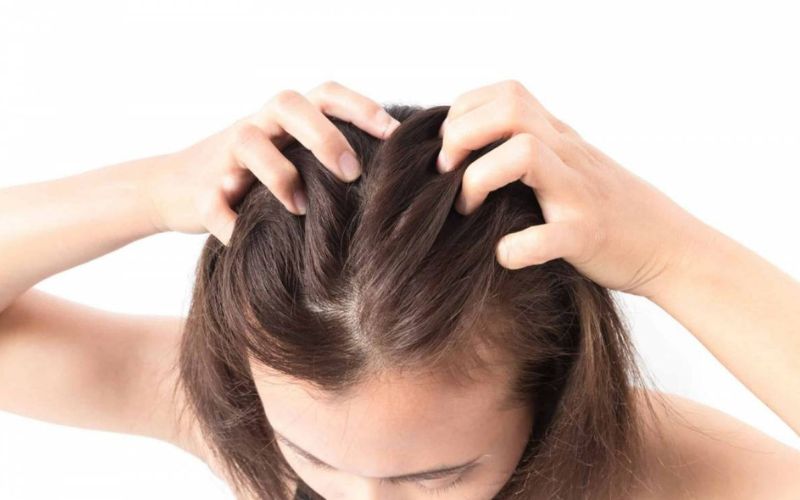 6 cách chăm sóc tóc giúp thăng hạng nhan sắc 8 tay-te-bao-chet-cho-toc