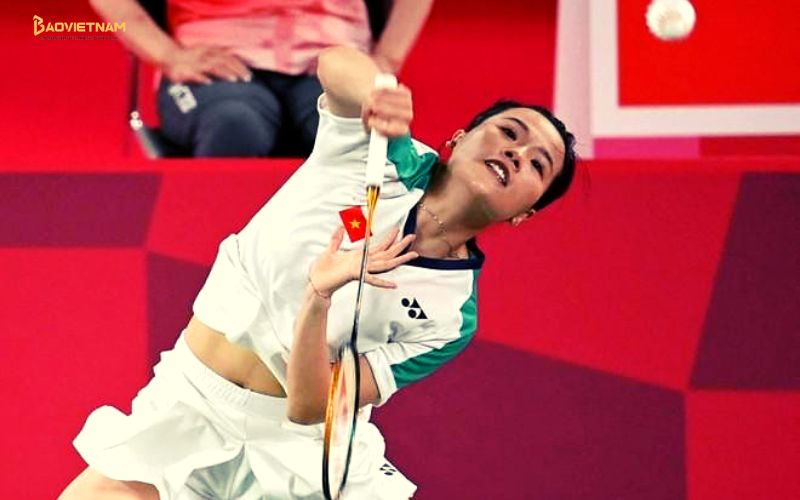 Nguyễn Thuỳ Linh lội ngược dòng vào vòng 2 giải BWF 7 thùy linh lot vòng 2 bwf