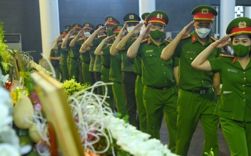 Tang lễ 3 cảnh sát cứu hỏa đầy không khí đau thương 8 cong-an-tien-biet