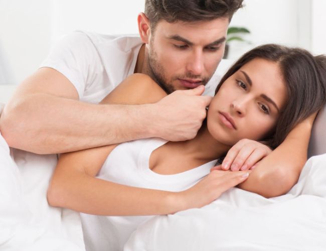 Vợ không còn ham muốn quan hệ tình dục là dấu hiệu rõ ràng nhất khi phụ nữ ngoại tình trong tư tưởng.