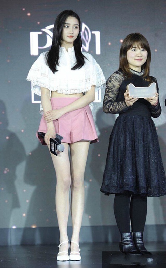 Sở hữu đôi chân dài 1m10 đây mới là mỹ nhân có tỷ lệ cơ thể đẹp nhất Trung Quốc - 13
