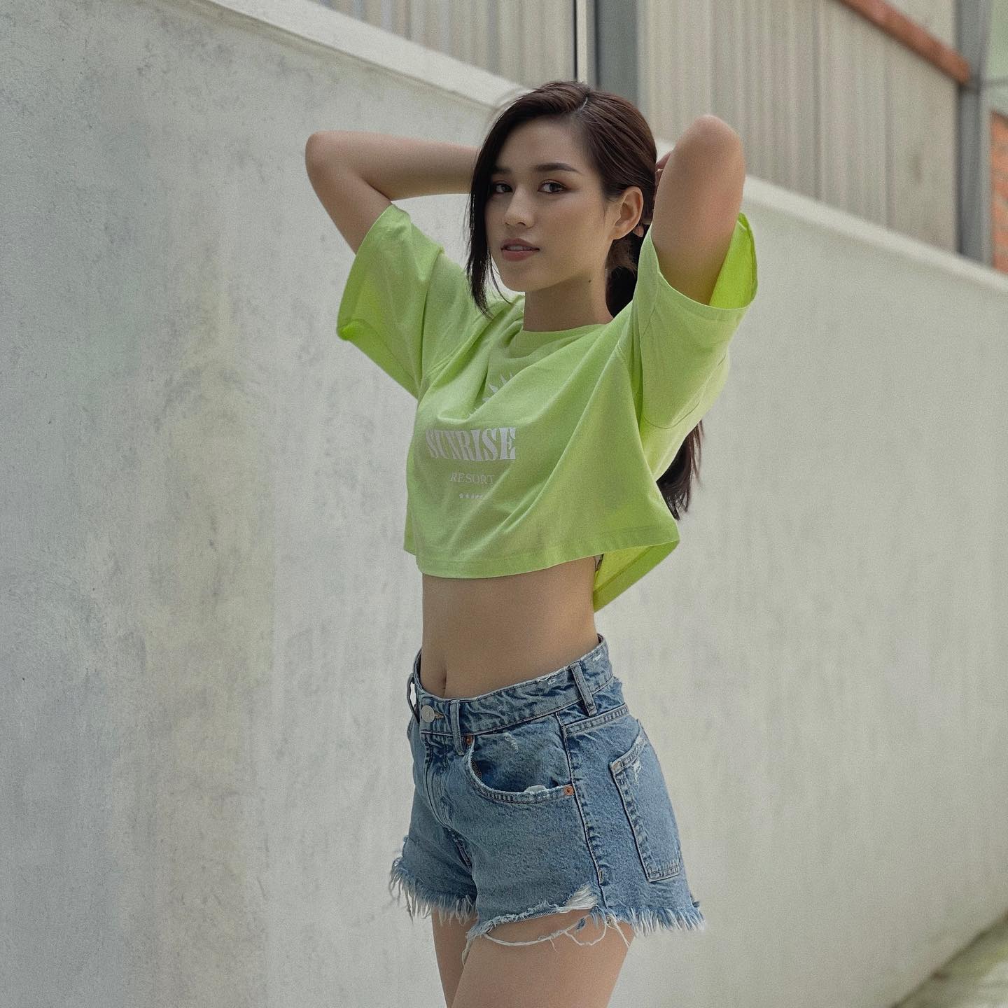 Hot girl Trâm Anh thích mặc quần hot pants dù dễ gây hiểu nhầm - 7