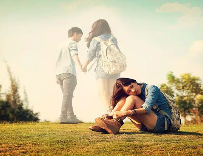 Thế nào là "chúng ta không hợp nhau"? 8 Tôi nghĩ anh sẽ nắm tay tôi khi qua đường nhưng anh không làm vậy.