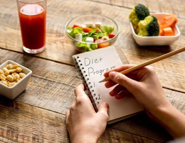 10 nguyên nhân tập thể dục vẫn không giảm cân 14 Nên sử dụng nhật ký dinh dưỡng để kiểm soát và điều chỉnh chế độ ăn hợp lý.