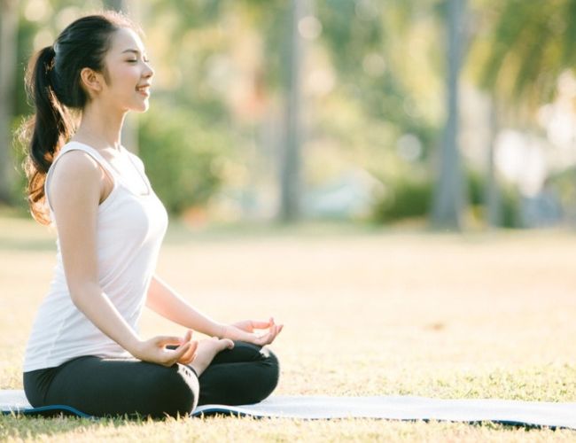 Vì sao kiểm soát cảm xúc lại quan trọng? 15 Thiền định là cách giúp giảm căng thẳng hiệu quả.