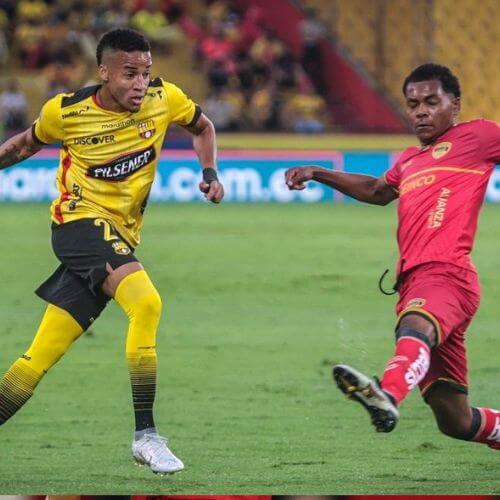 FIFA chính thức vào cuộc, Ecuador sắp mất suất dự World Cup 2022 7 Liên đoàn bóng đá Fifa đã có lệnh triệu tập Byron Castillo