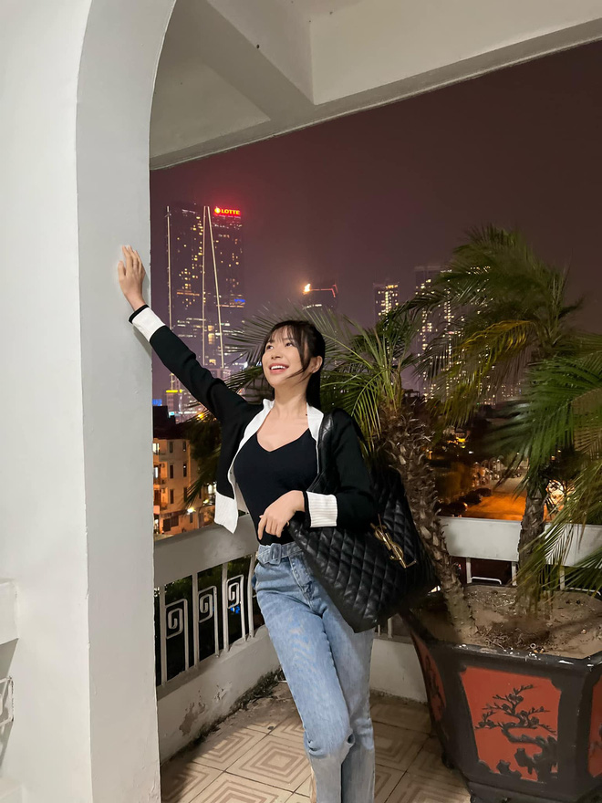 Diễn viên Việt xuống phố hút mọi ánh nhìn trong thời tiết đầu Đông 29 Diễn viên Việt xuống phố hút mọi ánh nhìn trong thời tiết đầu Đông - 1666500350 971 Dien vien Viet xuong pho hut moi anh nhin trong