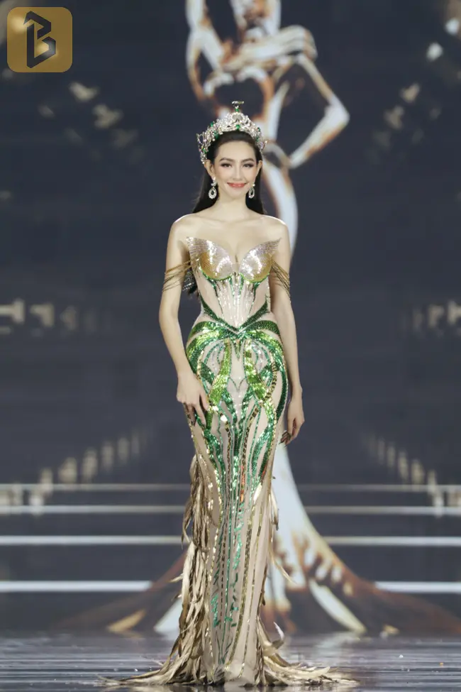 Người đẹp Việt Nam dần khẳng định vị thế trên đấu trường nhan sắc quốc tế 11 Bài chia sẻ của Thùy Tiên tại Miss Grand Vietnam 2022 có tác dụng truyền cảm hứng mạnh mẽ đồng thời khiến khán giả vô cùng xúc động.