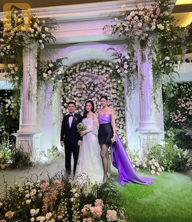 Toàn cảnh đám cưới Đỗ Mỹ Linh và ông xã doanh nhân: lễ đường được trang trí như vườn cổ tích, dàn sao Việt đình đám đổ bộ 14 Nàng Hậu diện một chiếc váy khác để đón khách.