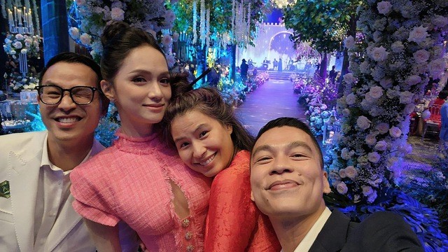Toàn cảnh đám cưới Đỗ Mỹ Linh và ông xã doanh nhân: lễ đường được trang trí như vườn cổ tích, dàn sao Việt đình đám đổ bộ 15 Toàn cảnh đám cưới Đỗ Mỹ Linh và ông xã doanh nhân: lễ đường được trang trí như vườn cổ tích, dàn sao Việt đình đám đổ bộ - hoa hau huong giang
