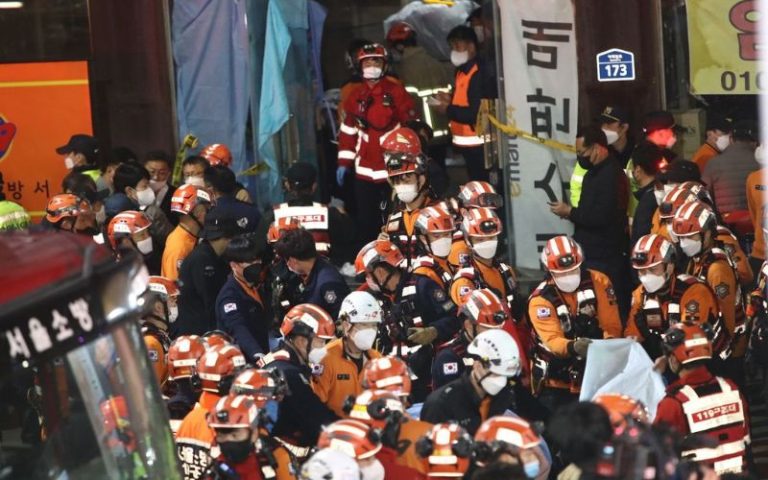 Hé lộ nguyên nhân vụ giẫm đạp ở tại Itaewon Hàn Quốc