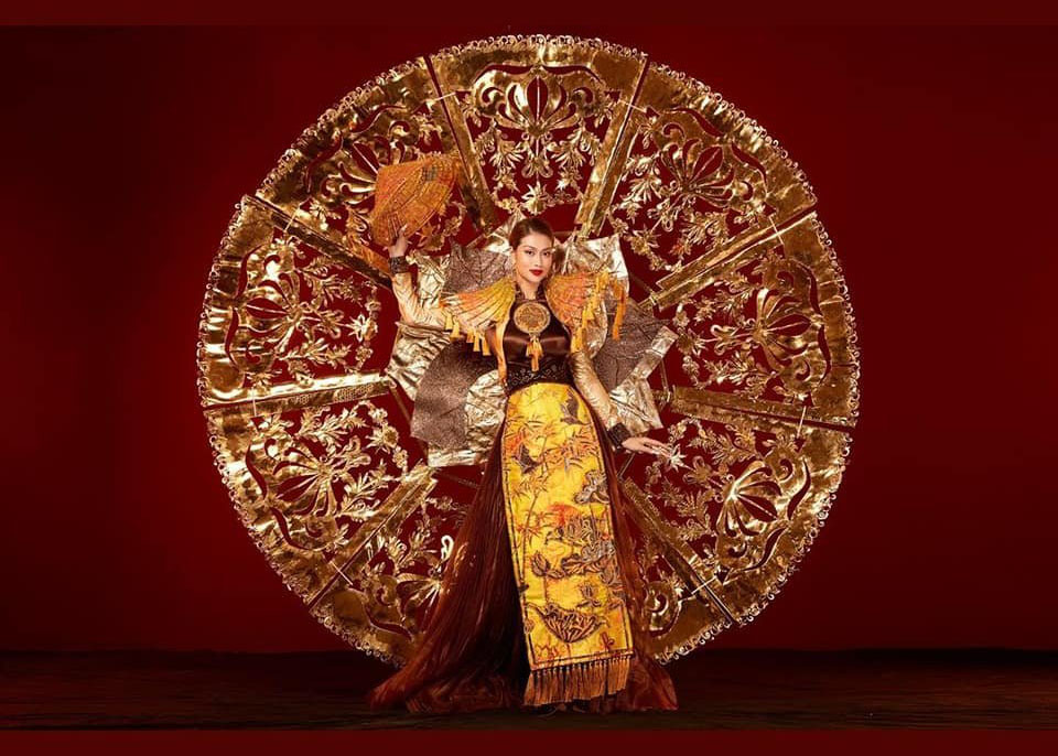 Hé lộ trang phục dân tộc của Thiên Ân ở Hoa hậu Hòa bình Quốc tế 6 Trang phục dân tộc của Thiên Ân ở Hoa hậu Hòa bình Quốc tế.