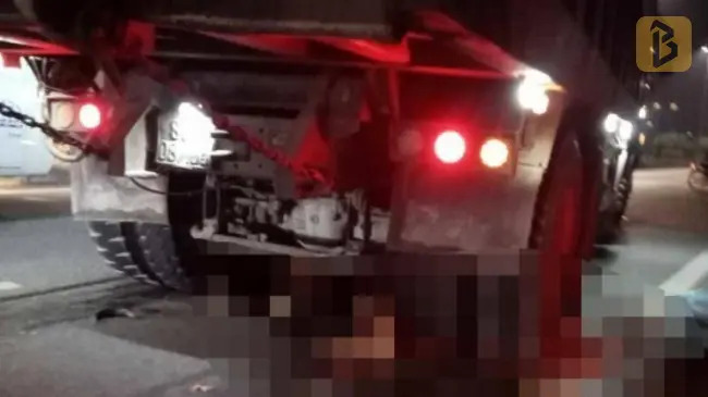 Ba thanh niên tử vong dưới gầm xe tải tại Thanh Hóa
