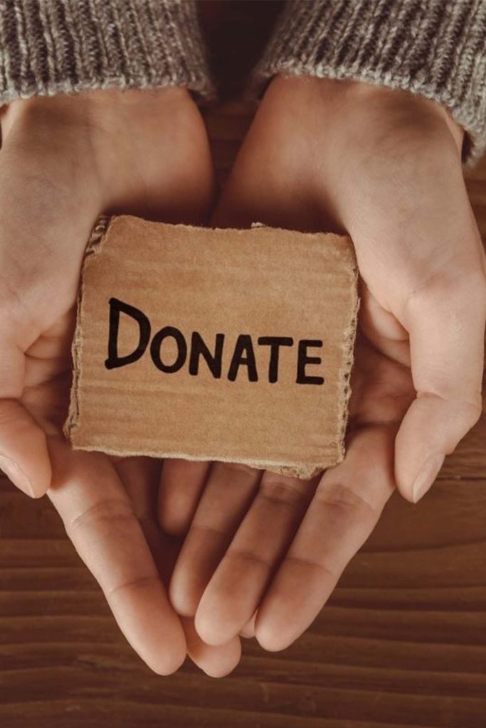 Bạn nên lưu ý số tiền mình kêu gọi quyên góp được đưa thẳng tới tổ chức mà đối phương của bạn tin tưởng và yêu quý. Đó sẽ là món quà tuyệt vời.