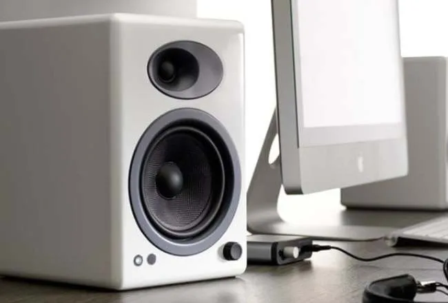 Chọn loa cho pc: Nâng cao trải nghiệm âm thanh 7 Chất lượng âm thanh và loại kết nối
